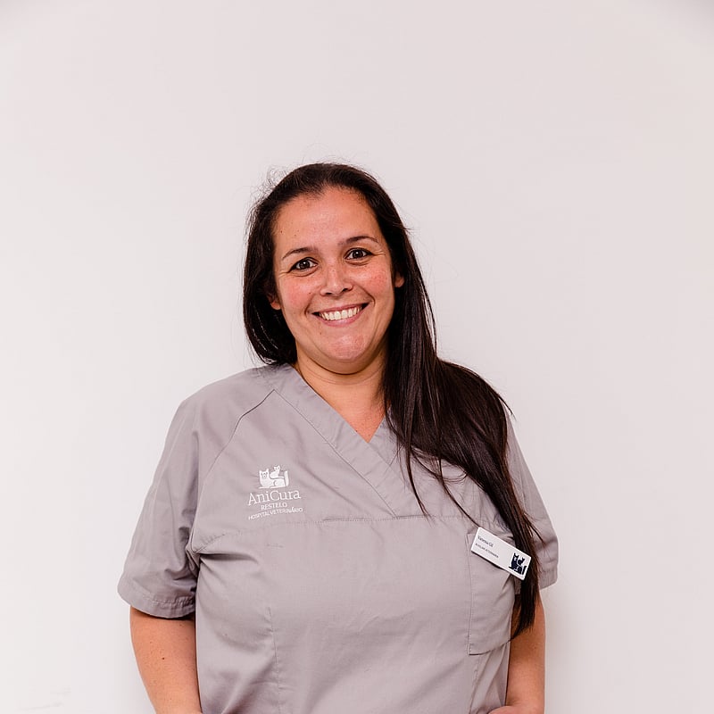 Fotografia de Vanessa Gil, Auxiliar Veterinária